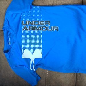 Under armour shirt size 7